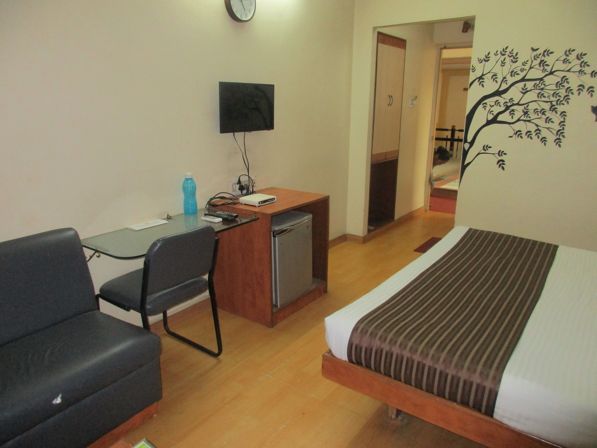 אחמדאבאד Hotel Sahaj Palace מראה חיצוני תמונה