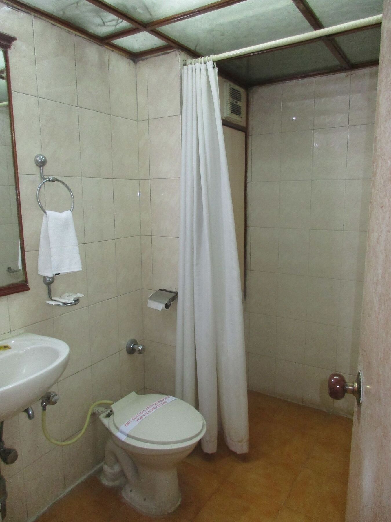 אחמדאבאד Hotel Sahaj Palace מראה חיצוני תמונה